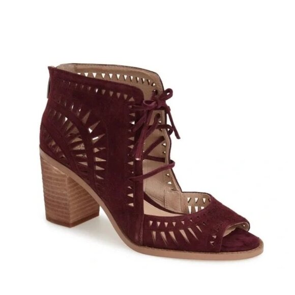 Vince Camuto Tarita Leather Cutout Lace Up Open Toe Sandals Red Women Size 8.5 - Picture 1 of 15